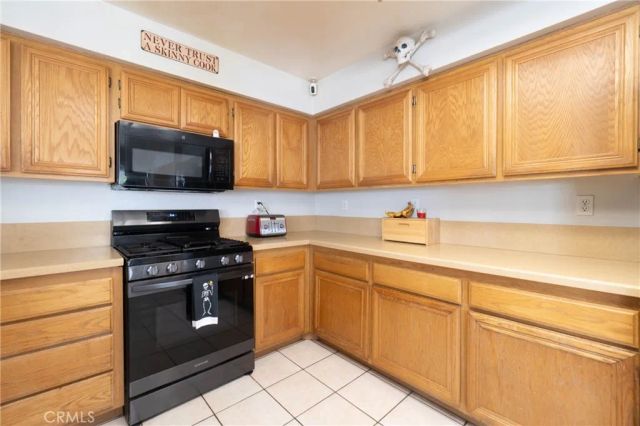 5407 Fetlock Avenue, Fontana, CA 92336