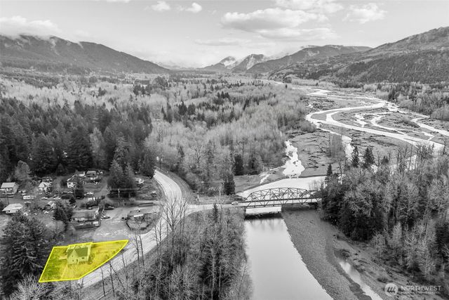 54307 Mountain Highway E, Elbe, WA 98330