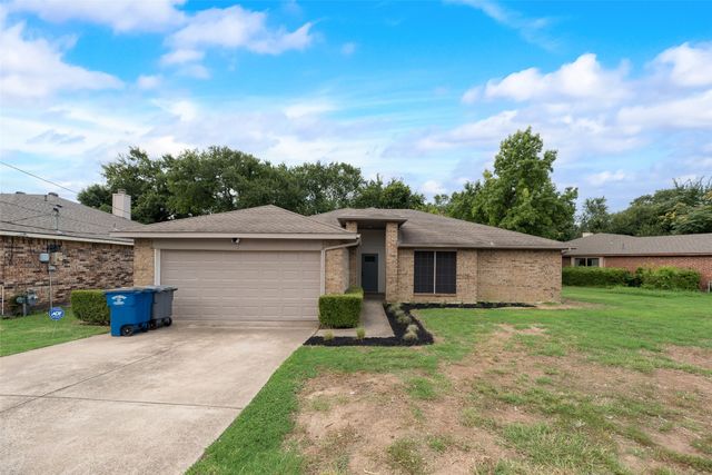 5048 Hollow Ridge Road, Dallas, TX 75227