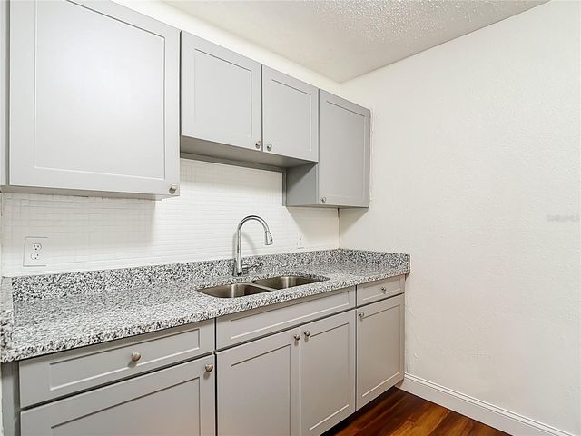 4310 E CLIFTON STREET, Tampa, FL 33610