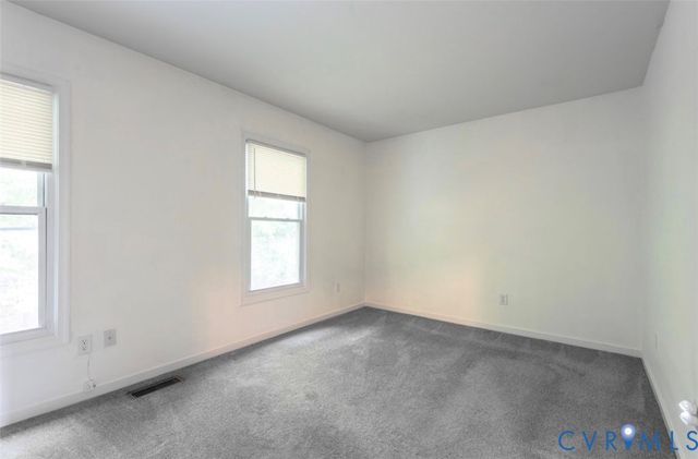 15249 Broadwater Cir, Chester, VA 23831