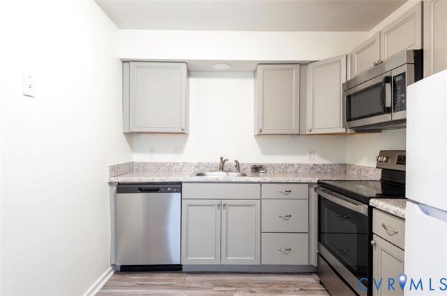 15249 Broadwater Cir, Chester, VA 23831