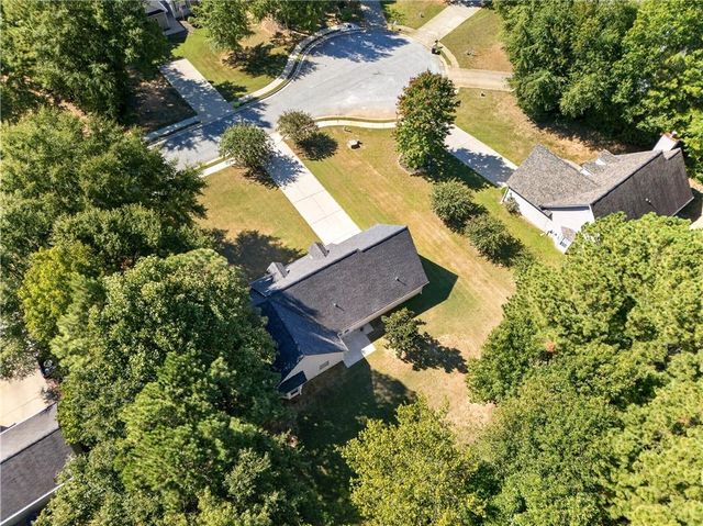 316 Cobb Court, Hampton, GA 30228
