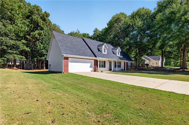 316 Cobb Court, Hampton, GA 30228