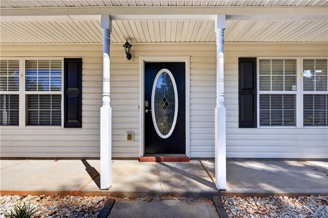 316 Cobb Court, Hampton, GA 30228