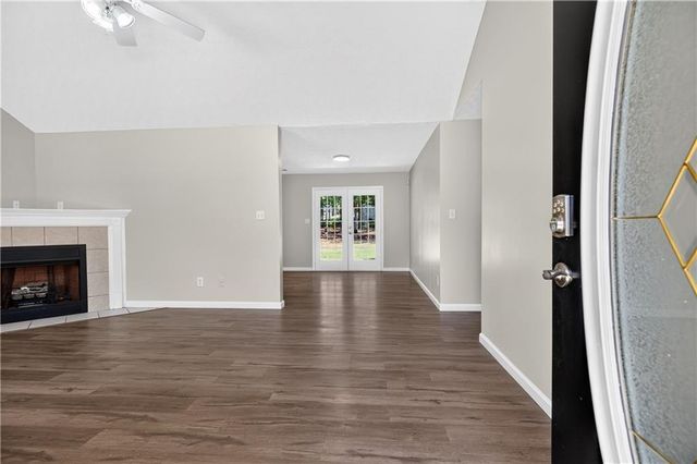 316 Cobb Court, Hampton, GA 30228