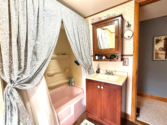 205 N Illini Street, Shabbona, IL 60550