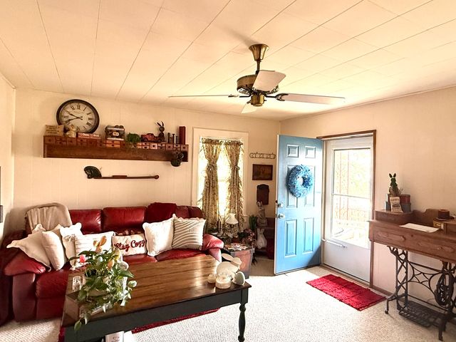 205 N Illini Street, Shabbona, IL 60550