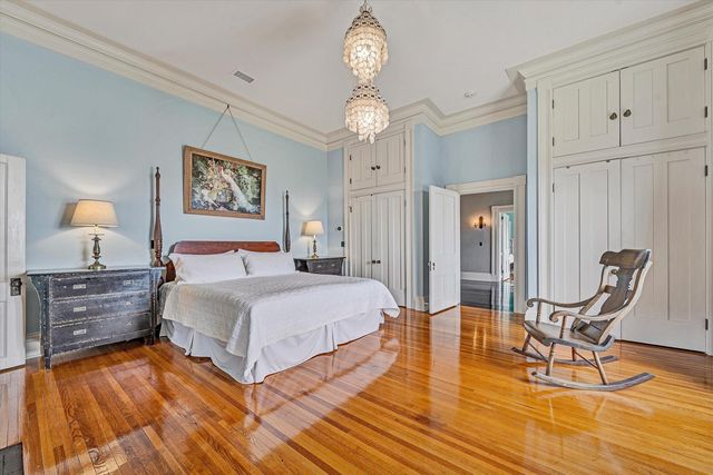 1066 Greyledge RD, Buchanan, VA 24066