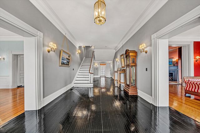 1066 Greyledge RD, Buchanan, VA 24066