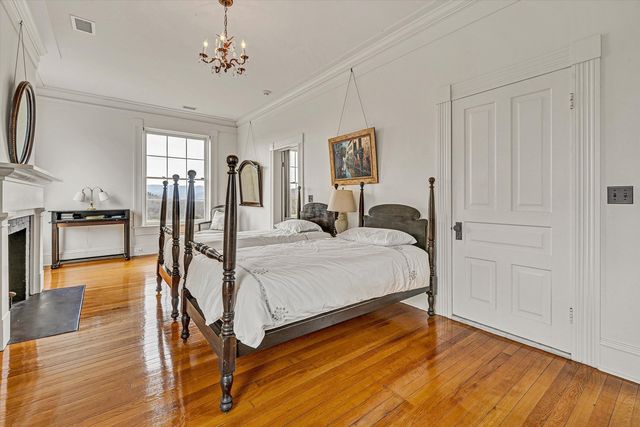 1066 Greyledge RD, Buchanan, VA 24066