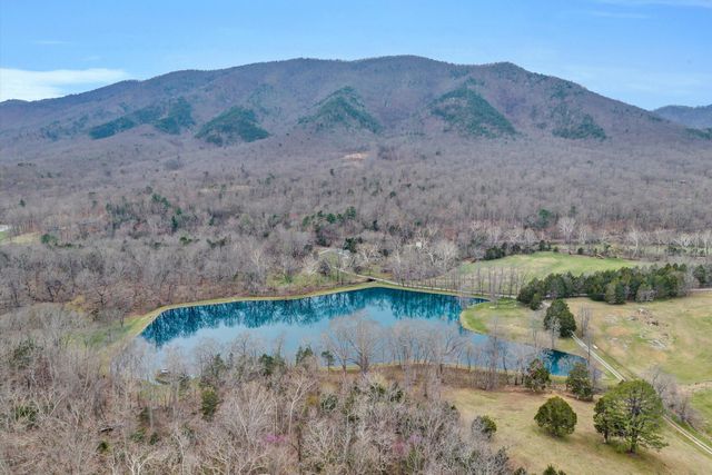 1066 Greyledge RD, Buchanan, VA 24066