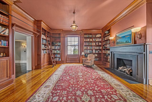 1066 Greyledge RD, Buchanan, VA 24066