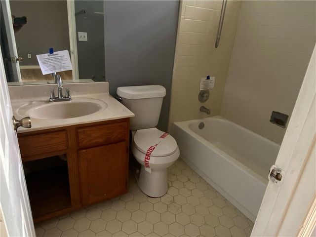 1555 Burnstone Drive, Stone Mountain, GA 30088