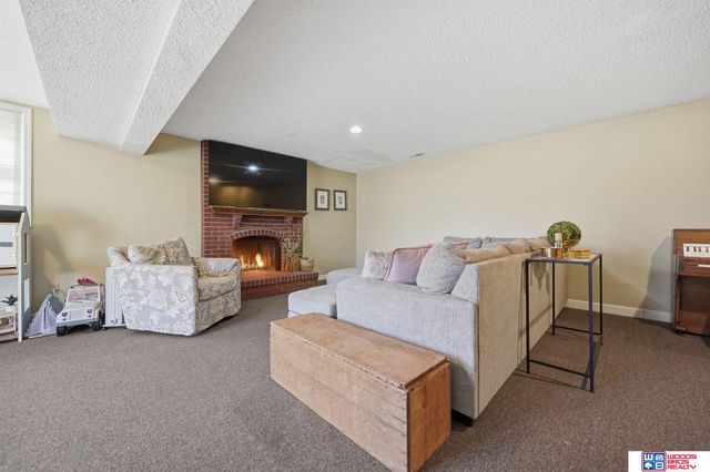 3920 S 32nd Place, Lincoln, NE 68502