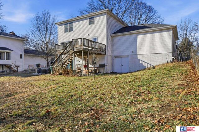 3920 S 32nd Place, Lincoln, NE 68502