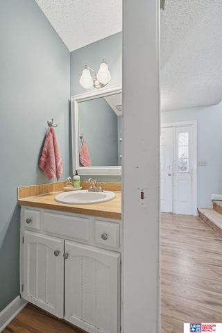 3920 S 32nd Place, Lincoln, NE 68502