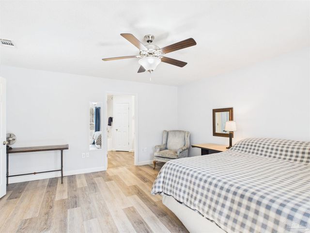 9866 Red Rock Rd, Milton, FL 32583