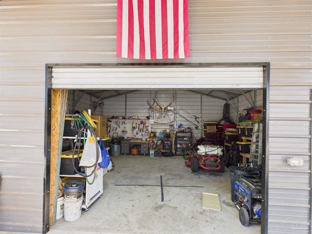 9866 Red Rock Rd, Milton, FL 32583