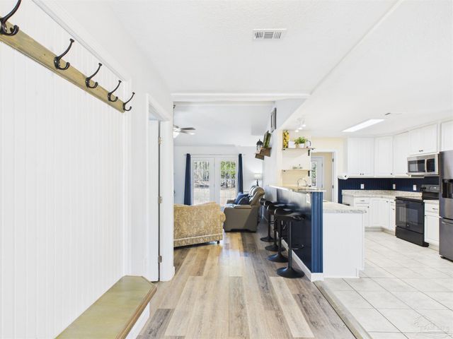 9866 Red Rock Rd, Milton, FL 32583