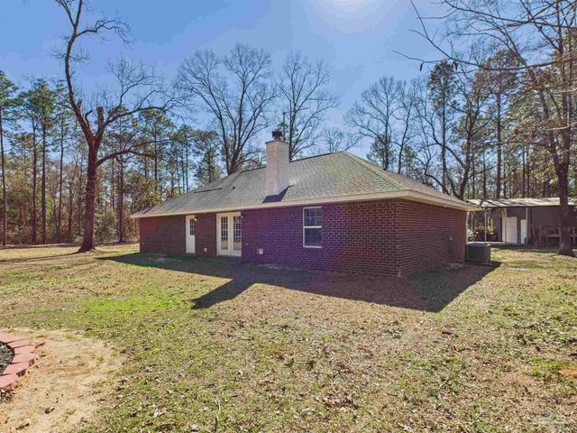 9866 Red Rock Rd, Milton, FL 32583