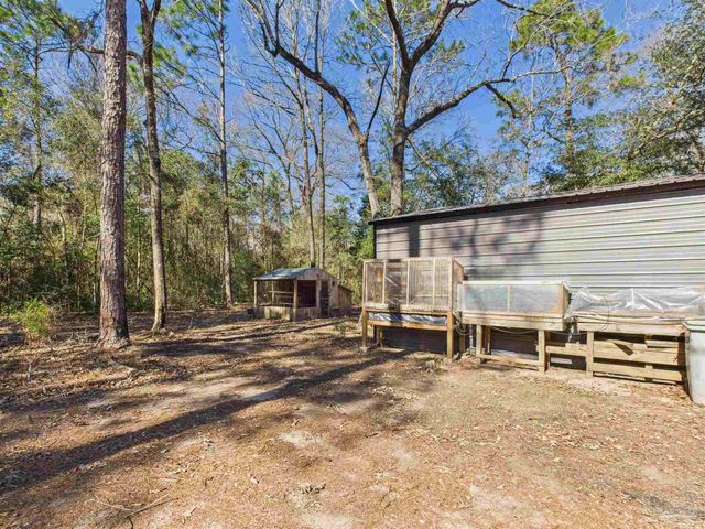 9866 Red Rock Rd, Milton, FL 32583