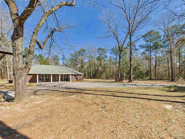 9866 Red Rock Rd, Milton, FL 32583