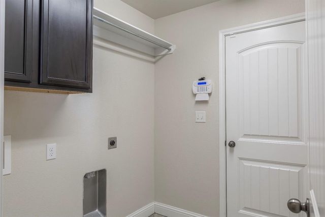 11208 Clinton Avenue, Lubbock, TX 79424