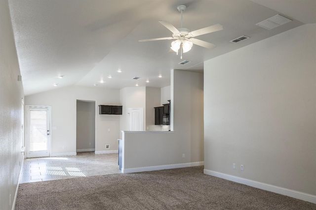 11208 Clinton Avenue, Lubbock, TX 79424