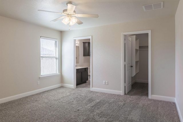 11208 Clinton Avenue, Lubbock, TX 79424