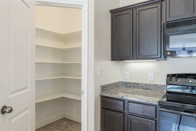 11208 Clinton Avenue, Lubbock, TX 79424