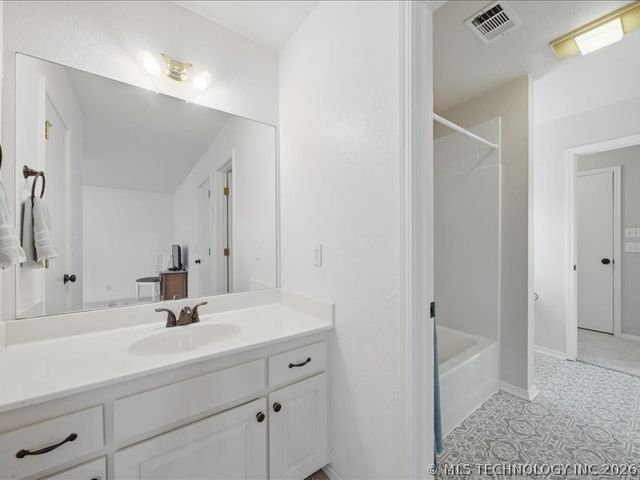 10761 N 155th East Avenue, Owasso, OK 74055