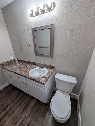 2558 Duringer Road, Fort Worth, TX 76133