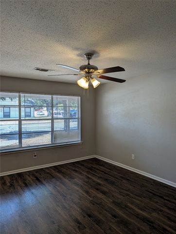 2558 Duringer Road, Fort Worth, TX 76133