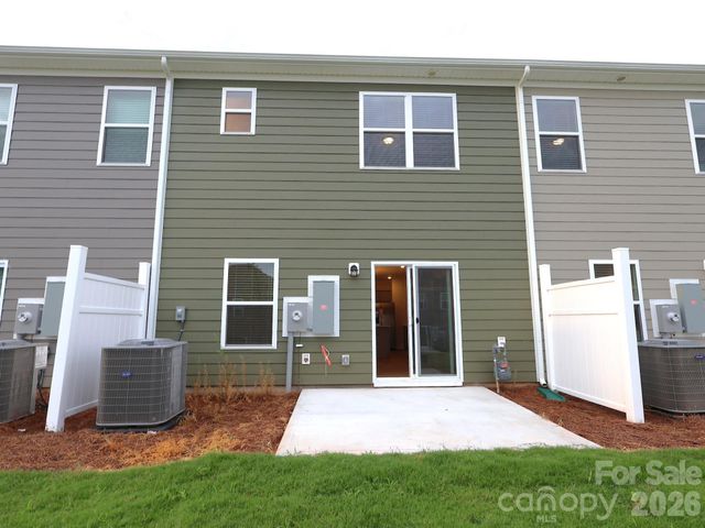 2704 Yeager Drive NW, Concord, NC 28027