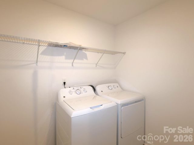 2704 Yeager Drive NW, Concord, NC 28027