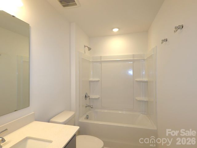 2704 Yeager Drive NW, Concord, NC 28027