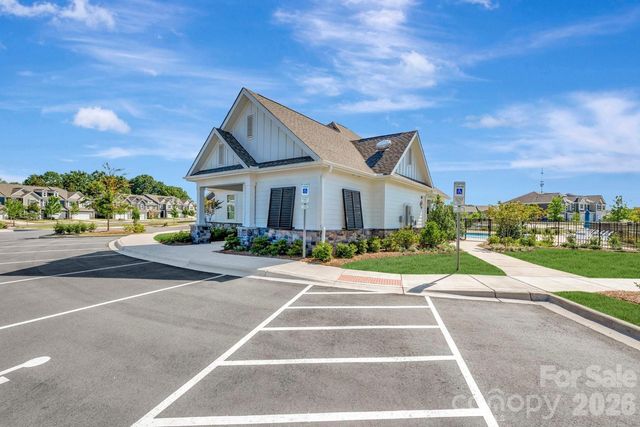 2704 Yeager Drive NW, Concord, NC 28027