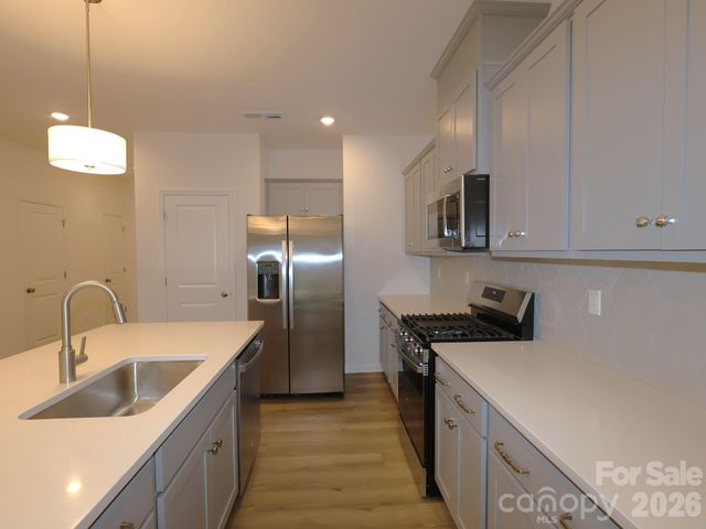 2704 Yeager Drive NW, Concord, NC 28027