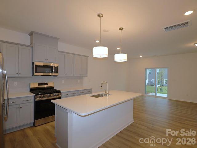 2704 Yeager Drive NW, Concord, NC 28027