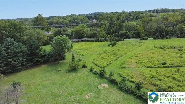 2507 Rachael Lane, South Whitehall Twp, PA 18069