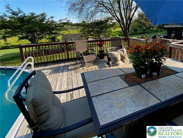 2507 Rachael Lane, South Whitehall Twp, PA 18069