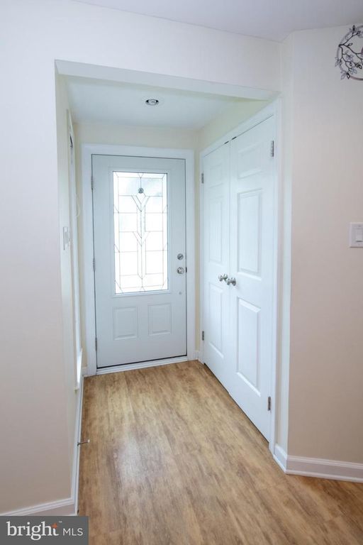 744 NEWBURY CT, SOUTHAMPTON, PA 18966 — photo 5