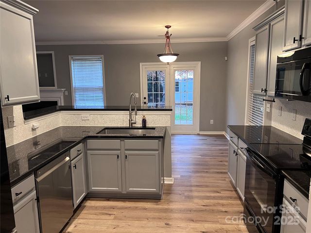 113 Charing Place, Mooresville, NC 28117