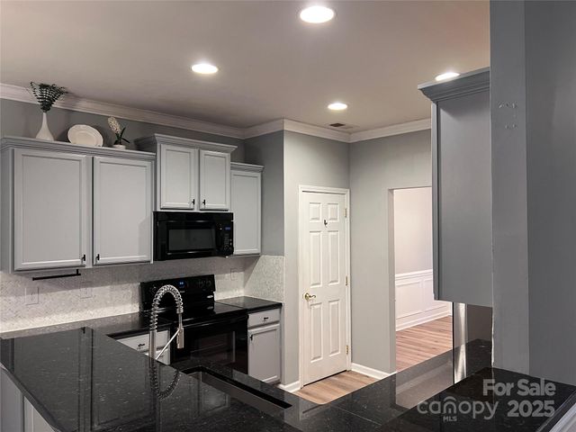 113 Charing Place, Mooresville, NC 28117