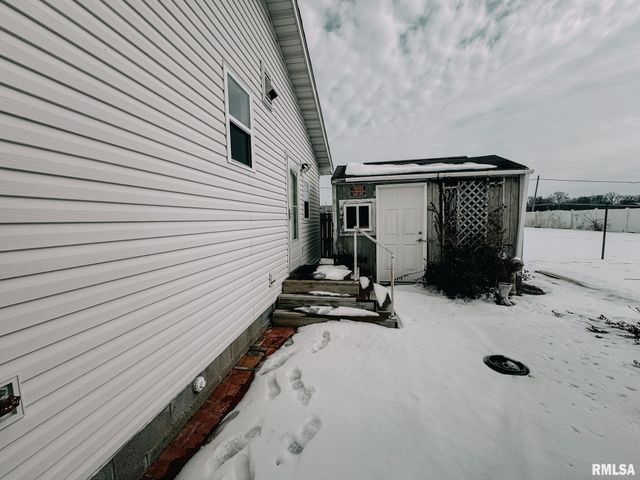 705 W COLLEGE Street, Marion, IL 62959