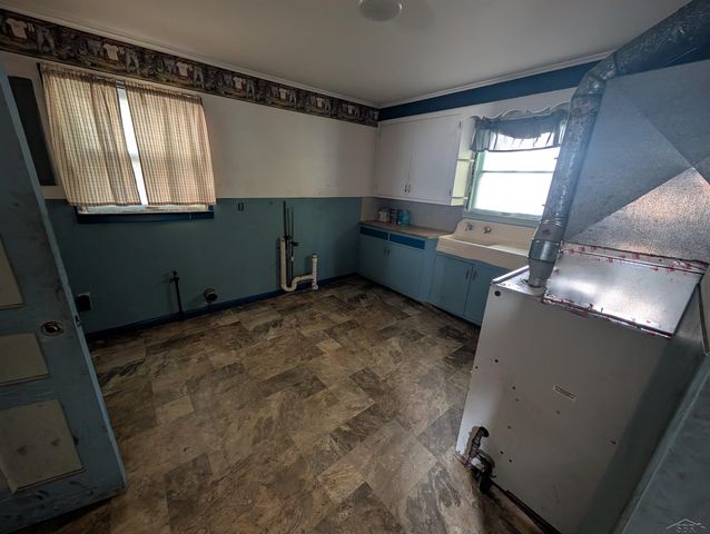 2307 S Niagara Street, Saginaw, MI 48602