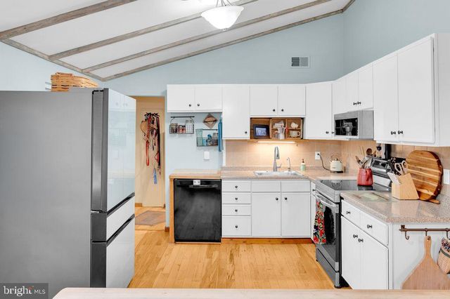 2811 CEDAR LN, Hammonton, NJ 08037