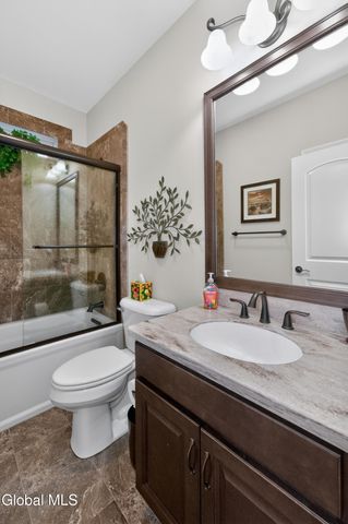 11 Balsam Way, Clifton Park, NY 12065