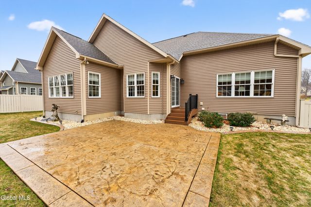 11 Balsam Way, Clifton Park, NY 12065